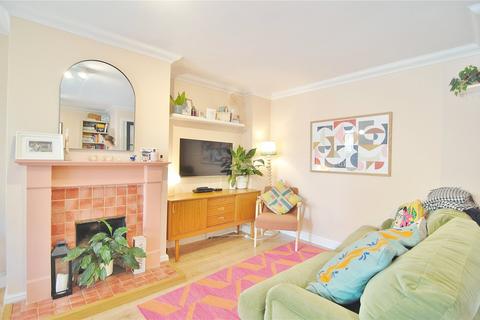3 Youngs Orchard, Brimscombe, Stroud, GL5 2RU