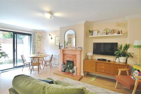 3 Youngs Orchard, Brimscombe, Stroud, GL5 2RU