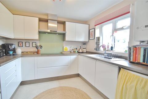 3 Youngs Orchard, Brimscombe, Stroud, GL5 2RU