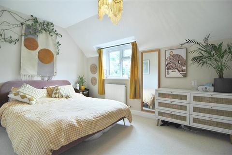 3 Youngs Orchard, Brimscombe, Stroud, GL5 2RU