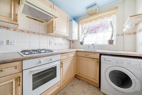 7 Steele Walk, Erith, DA8 1YH