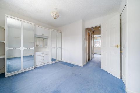 7 Steele Walk, Erith, DA8 1YH