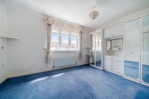 7 Steele Walk, Erith, DA8 1YH
