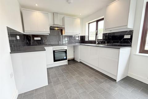 3 bedroom semi-detached house for sale, Beverleys Avenue, Whatton