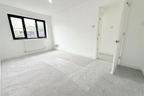 3 bedroom semi-detached house for sale, Beverleys Avenue, Whatton