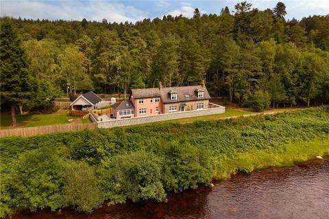 undefined, Cutaway Cottage, Cambus O'May, Ballater, Aberdeenshire, AB35
