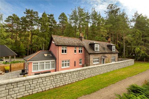undefined, Cutaway Cottage, Cambus O'May, Ballater, Aberdeenshire, AB35
