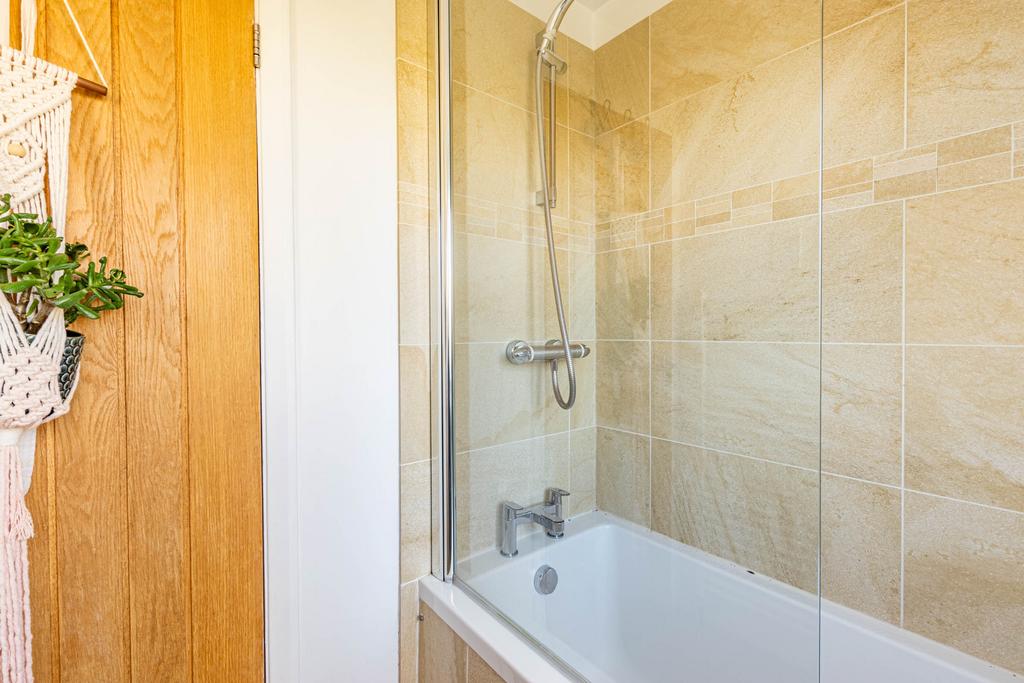 Bathroom2