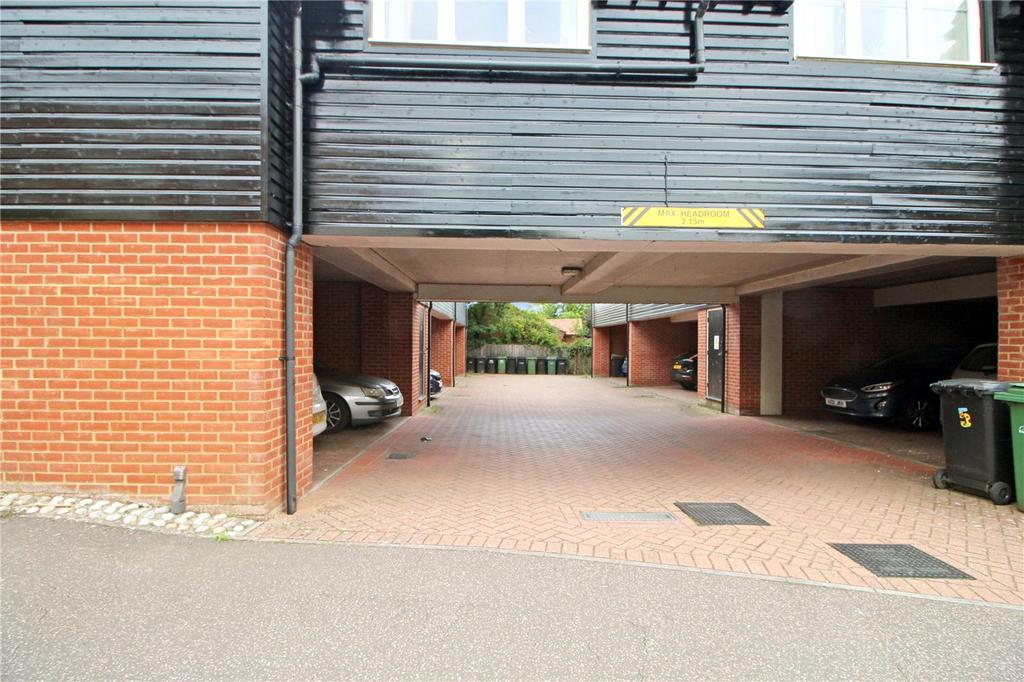 Residence Parking