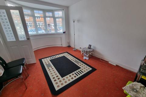 4 bedroom townhouse for sale, The Greenway, Leicester, LE4