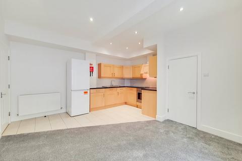 3 bedroom mews to rent, Huntsworth Mews, London, NW1