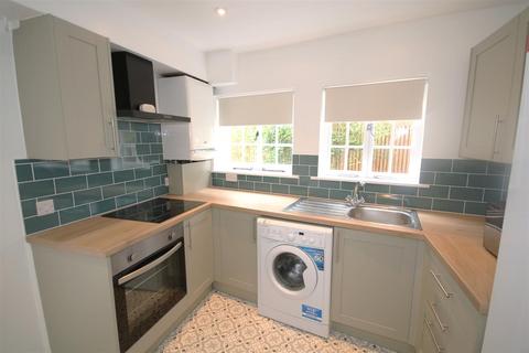 4 bedroom house to rent, Oaten Hill, Canterbury
