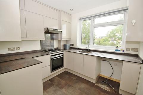 2 bedroom maisonette for sale, Valley Close, Pinner