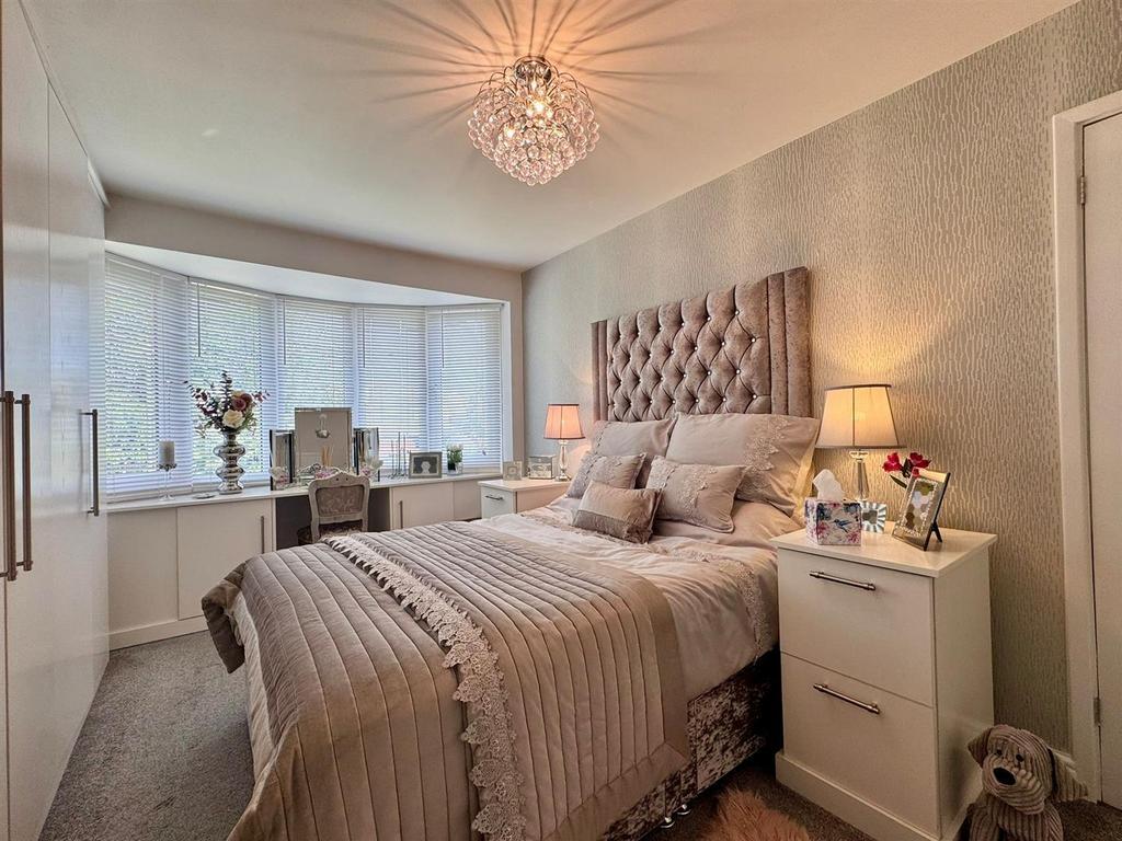 Bed 1 (1).jpg