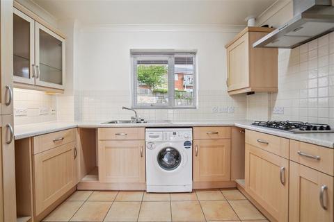 undefined, Trustees Close, Denham