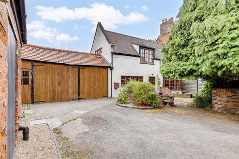 3 bedroom property for sale, Gregory Street, Nottingham NG7