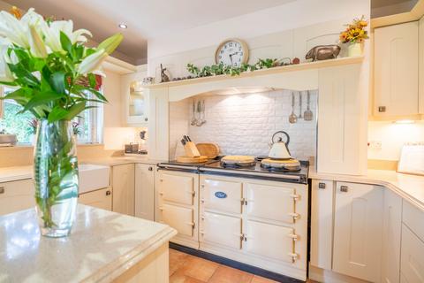 5 bedroom detached house for sale, Carmarthen SA33