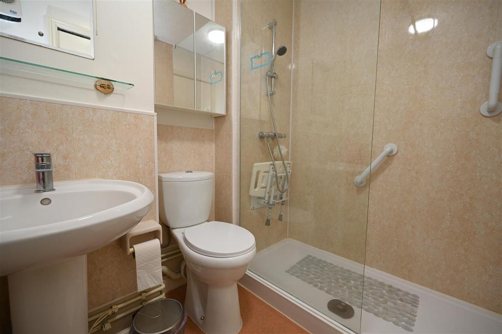 Shower room.JPG