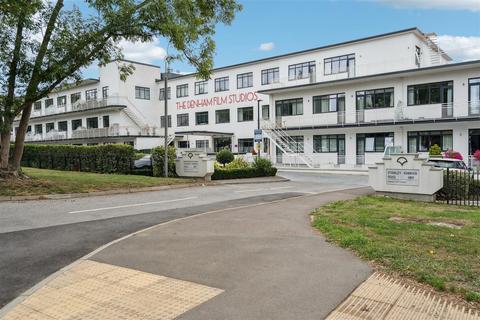 1 bedroom apartment for sale, Korda House, Denham
