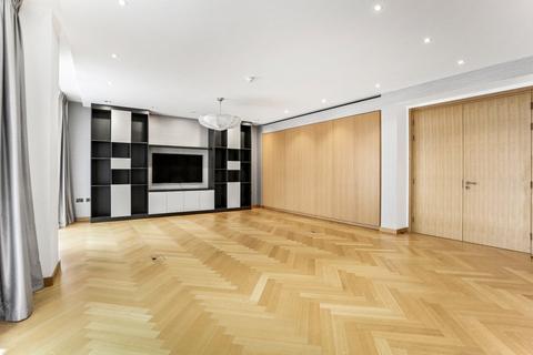 3 bedroom apartment to rent, Victoria Road, South Kensington W8