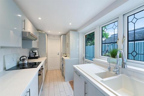undefined, Upper Court Road, Epsom