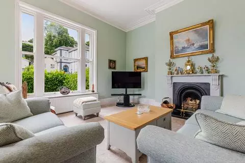 7 bedroom end of terrace house for sale – pohled 3