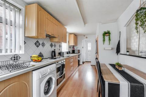 undefined, Kinlet Road, Nottingham