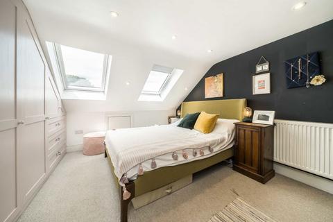 4 bedroom terraced house for sale, Leonard Road, London SW16
