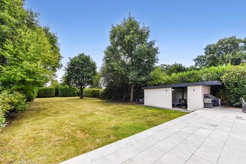 4 bedroom detached house for sale, Portsmouth Road, Horndean, Waterlooville, Hampshire