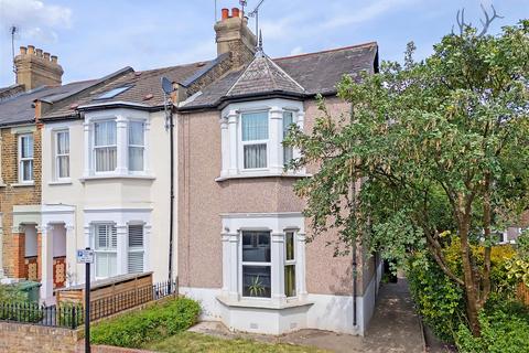 1 bedroom apartment for sale, Connaught Road, London E4