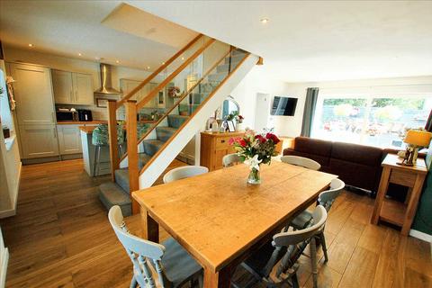 3 bedroom semi-detached house for sale, 1 Shipping Cottages, Begelly, Kilgetty