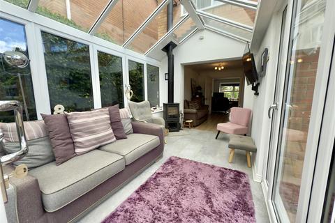 9 Arncliffe Grove, Darlington, DL3 8UN