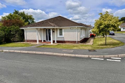 undefined, Heol Ceirios, Llandybie, Ammanford