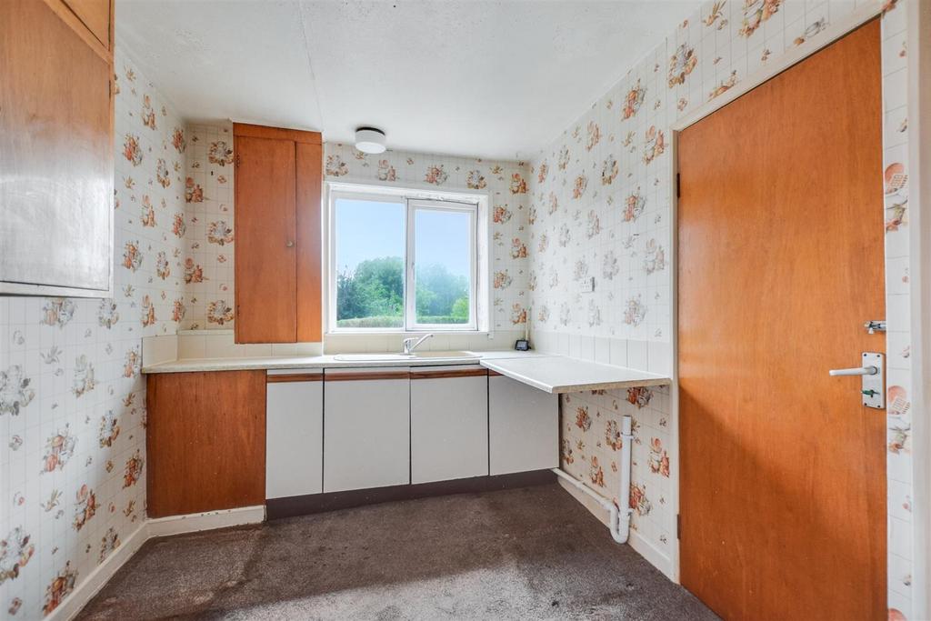 Kitchen 1.jpeg