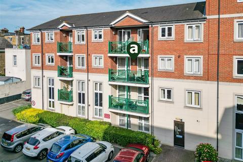 2 bedroom retirement property for sale, HAMLET COURT ROAD, Westcliff-On-Sea