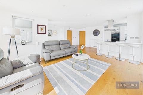 2 bedroom duplex for sale, Alexandra Wharf, Ocean Village, SO14