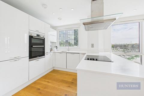 2 bedroom duplex for sale, Alexandra Wharf, Ocean Village, SO14