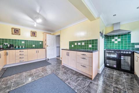 4 bedroom detached bungalow for sale, Ferry Road, Southrey, Lincoln