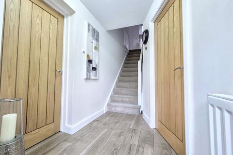 18 Bedeswell Close, Hebburn, NE31 2GB