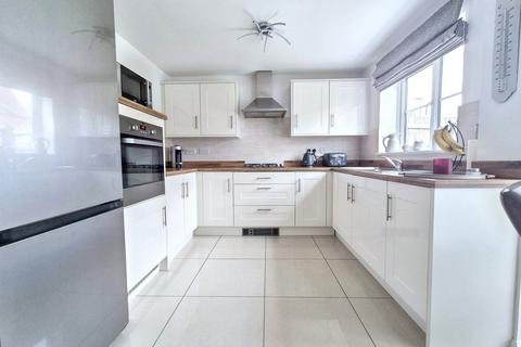 18 Bedeswell Close, Hebburn, NE31 2GB