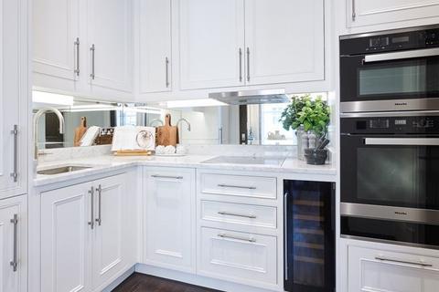 3 bedroom penthouse to rent, Prince Of Wales Terrace, London W8