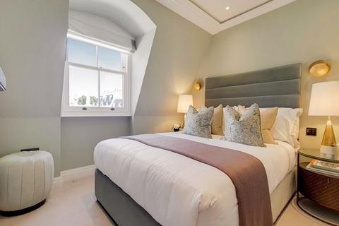 3 bedroom penthouse to rent, Prince Of Wales Terrace, London W8