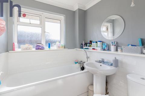 undefined, Sandown PO36