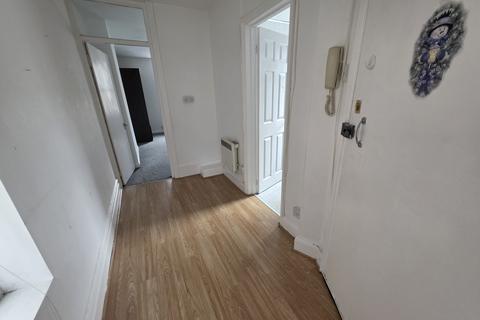 1 bedroom flat to rent, Castle Street, Luton, Bedfordshire