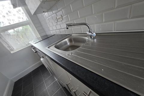 1 bedroom flat to rent, Castle Street, Luton, Bedfordshire