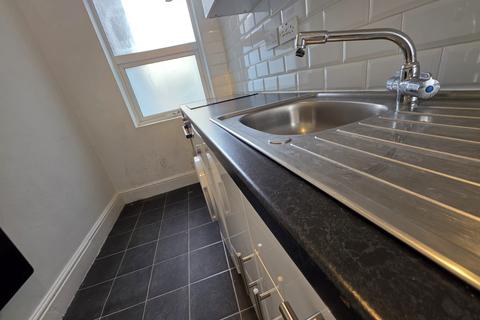undefined, Castle Street, Luton, Bedfordshire