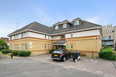 Dominion Close, Hounslow