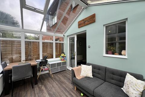 132 Furness Avenue, Oldham, OL8 2DX