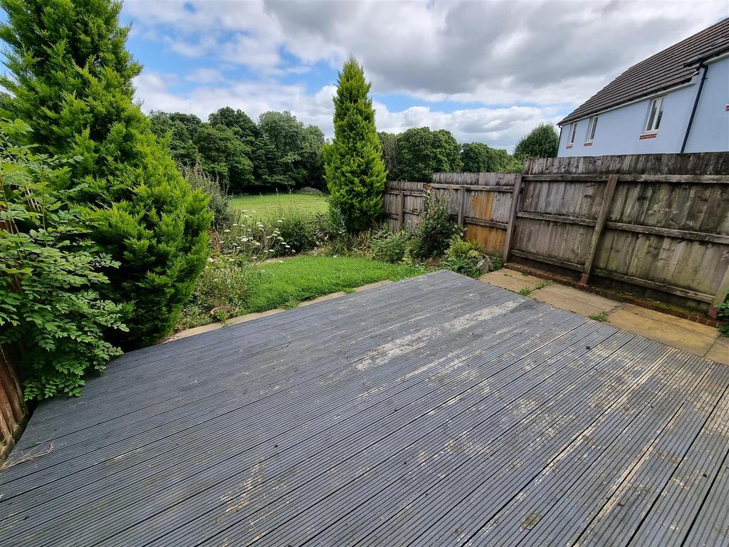 Decking.jpg