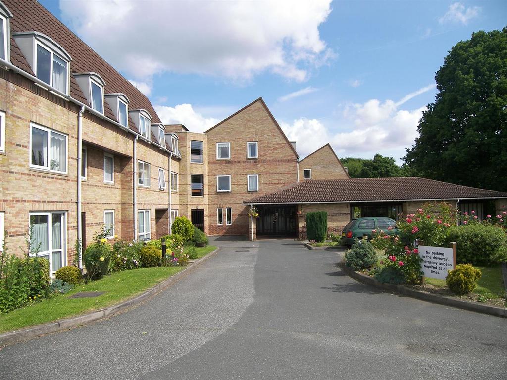 Homewillow Close 003.jpg
